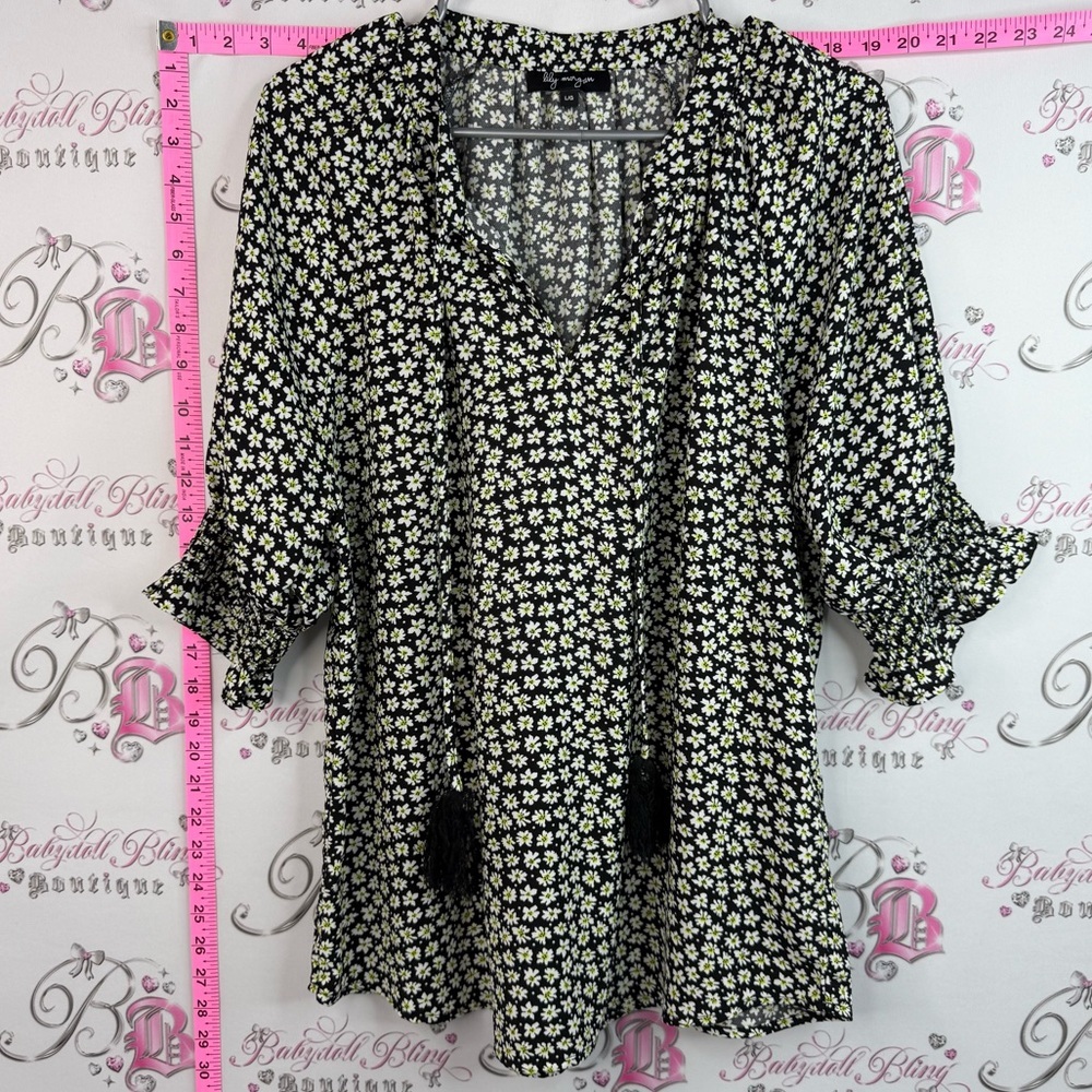 Lily Morgan top smocked flowers Black Floral Tassel V-Neck Tunic Top blouse